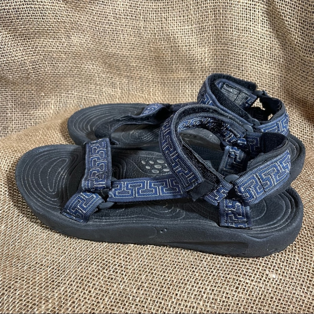 Teva Universal Original Blue Aztec hiking sandal